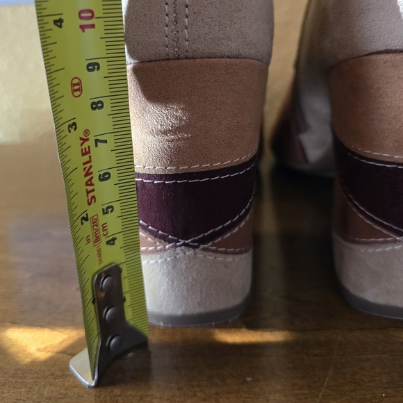 Elegant Colorblock Women's Boots Size 8 - Picture 8 of 8